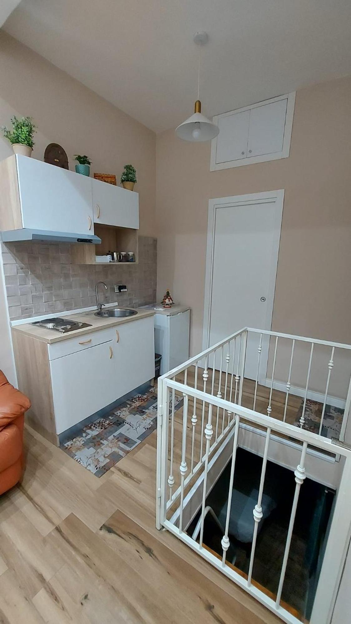 La Petite Maison Неаполь Экстерьер фото